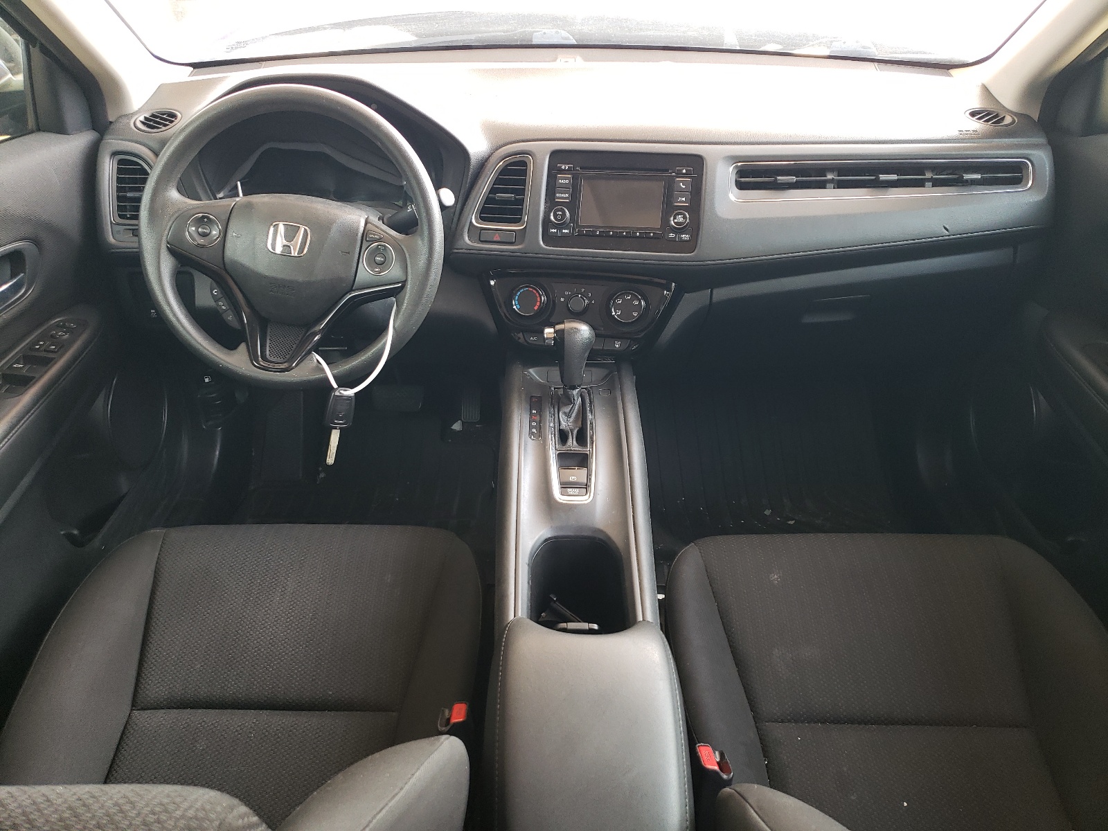3CZRU5H3XJM704335 2018 Honda Hr-V Lx