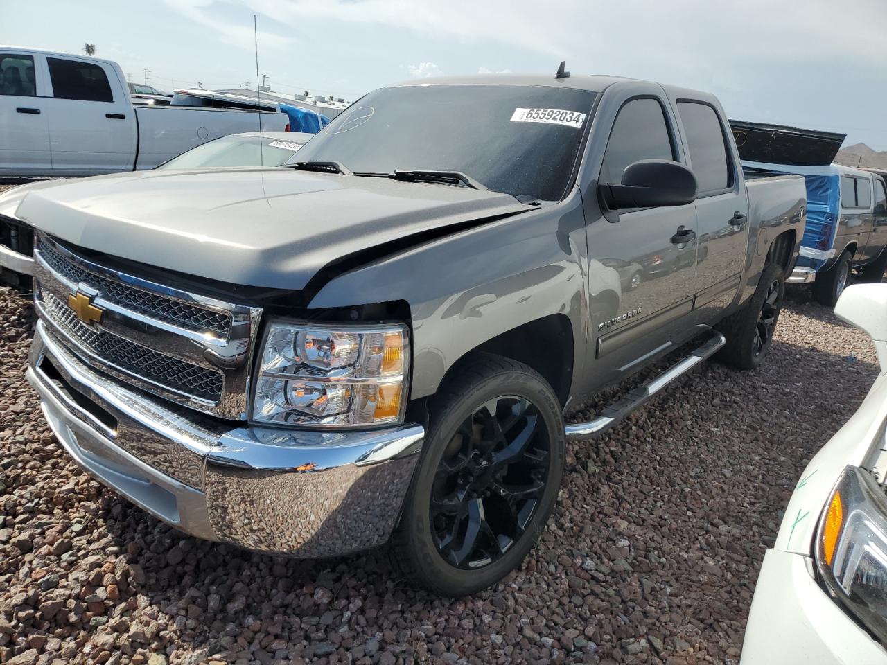 3GCPCSE06DG142834 2013 Chevrolet Silverado C1500 Lt