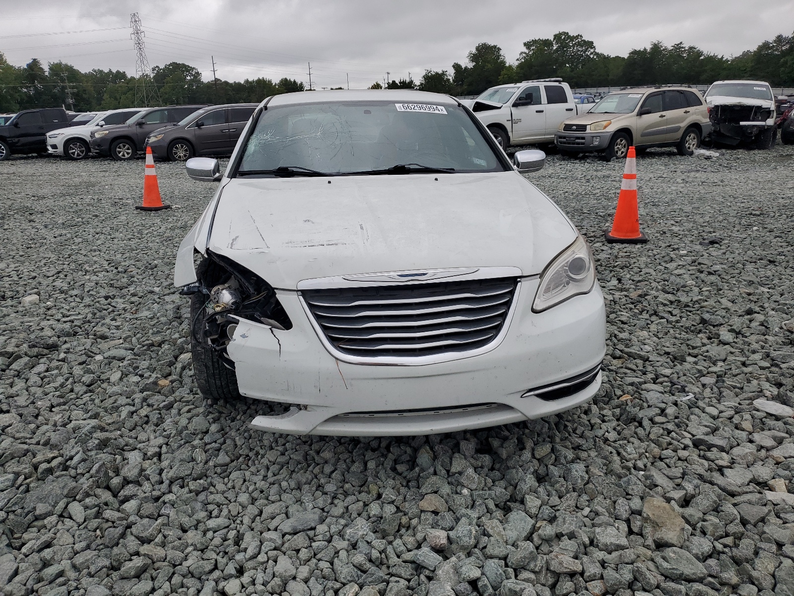 2013 Chrysler 200 Limited vin: 1C3CCBCG7DN507242