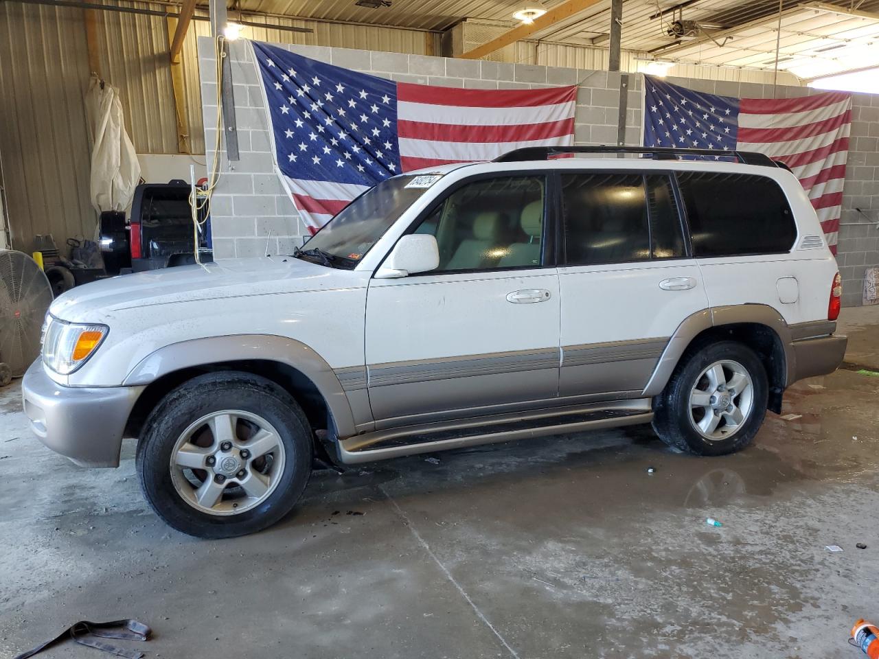 2004 Toyota Land Cruiser VIN: JTEHT05J342064129 Lot: 65482754