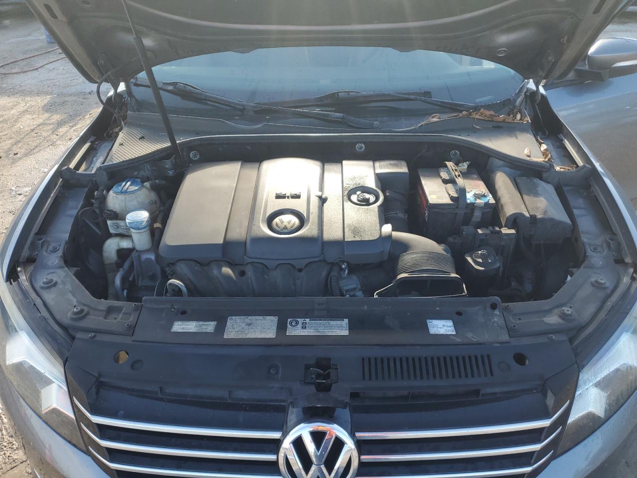 1VWAH7A37DC132379 2013 Volkswagen Passat S