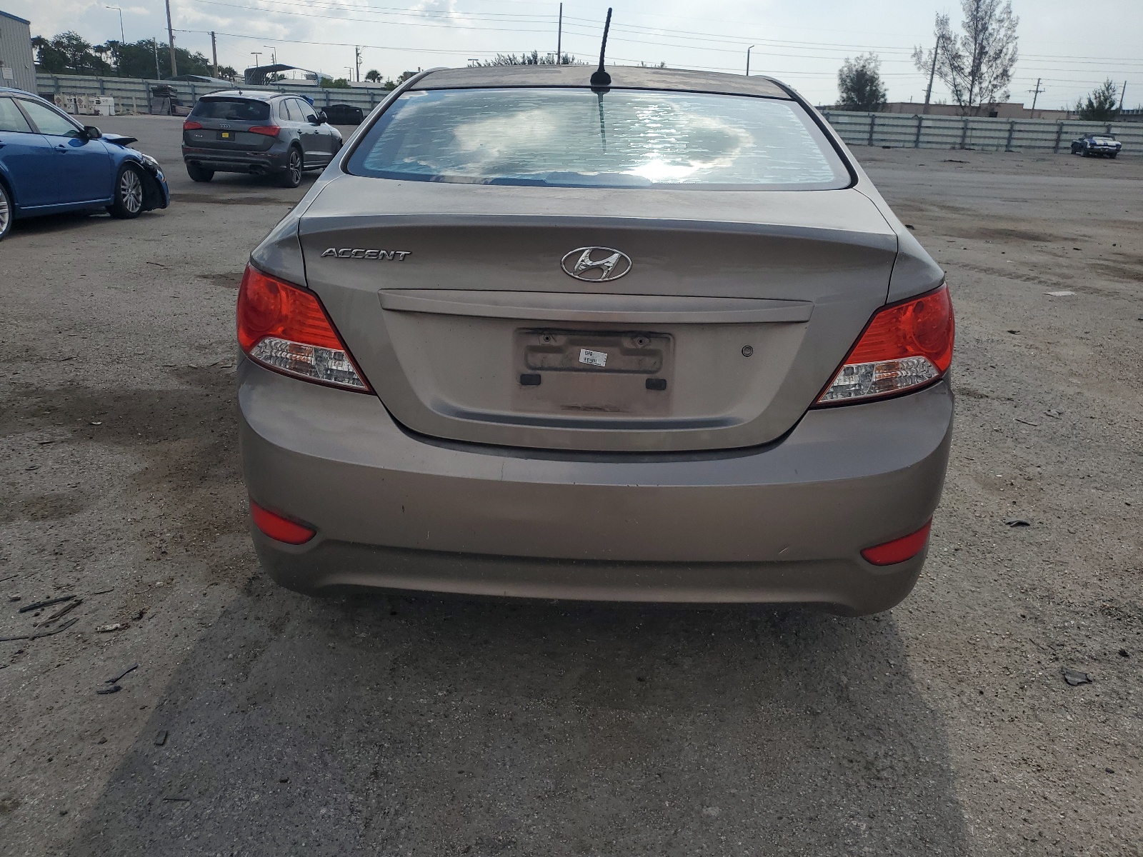 KMHCU4AE5DU398030 2013 Hyundai Accent Gls