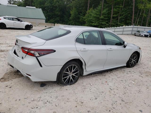 4T1G11BK3NU064187 Toyota Camry SE 3