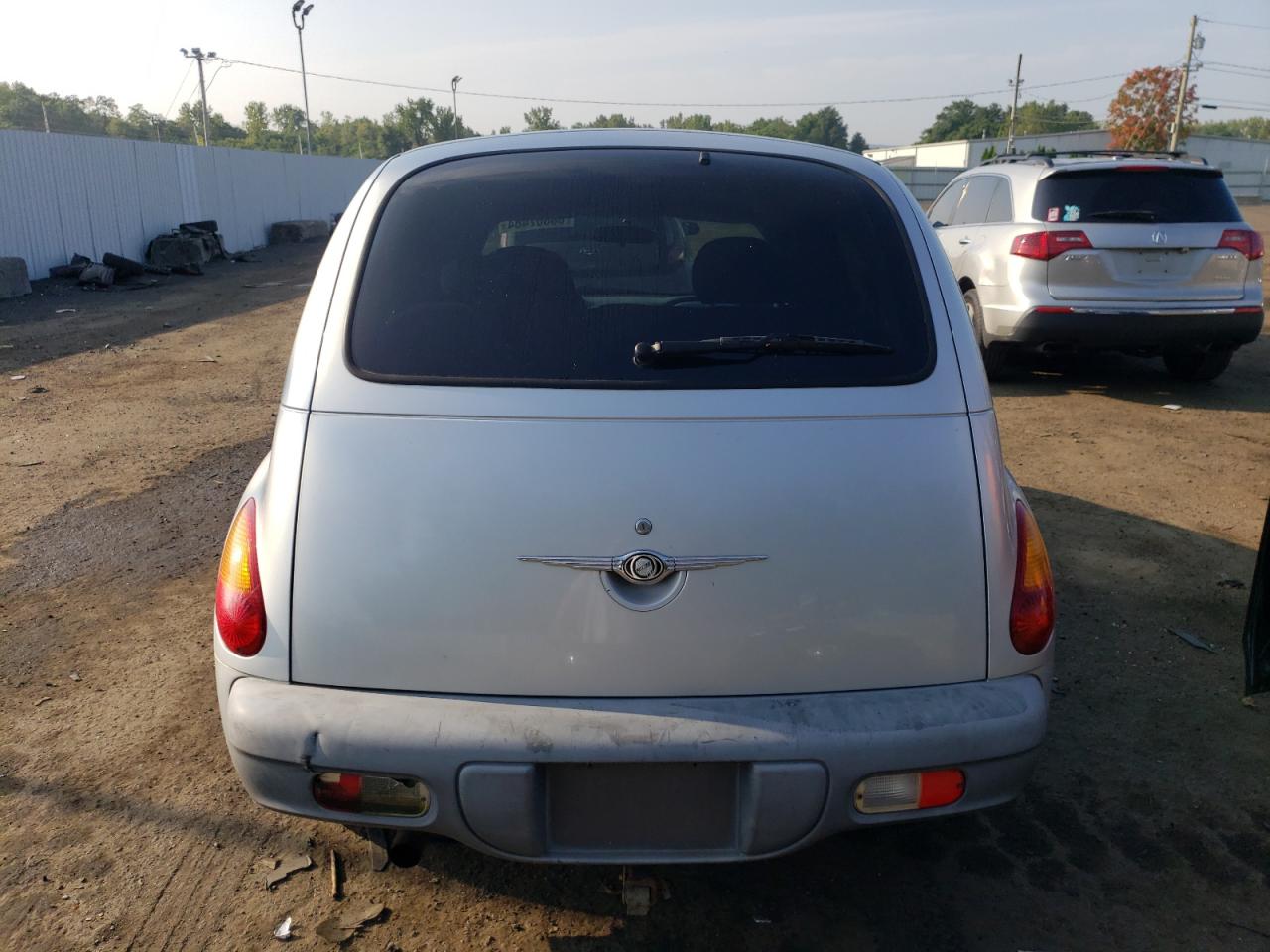 2003 Chrysler Pt Cruiser Classic VIN: 3C4FY48B33T565561 Lot: 68807464