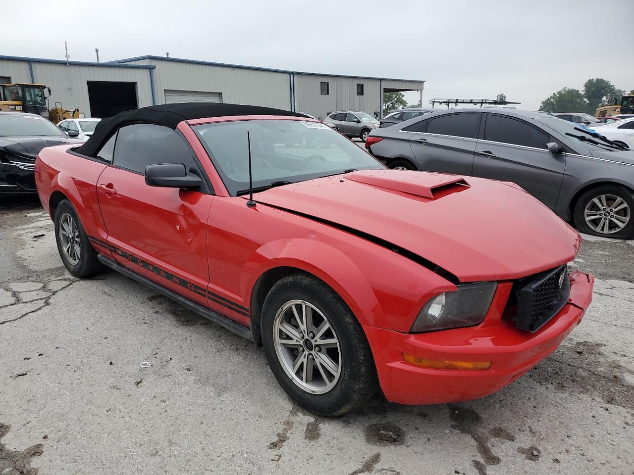 2005 Ford Mustang VIN: 1ZVHT84N655255242 Lot: 66977544