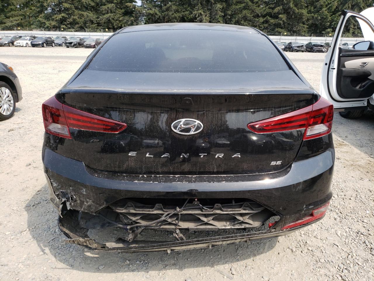 2020 Hyundai Elantra - Image 6