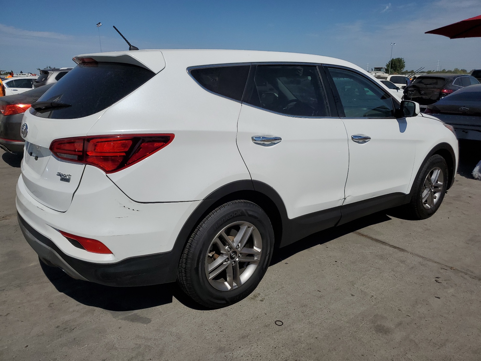 2018 Hyundai Santa Fe Sport vin: 5NMZTDLB4JH086577