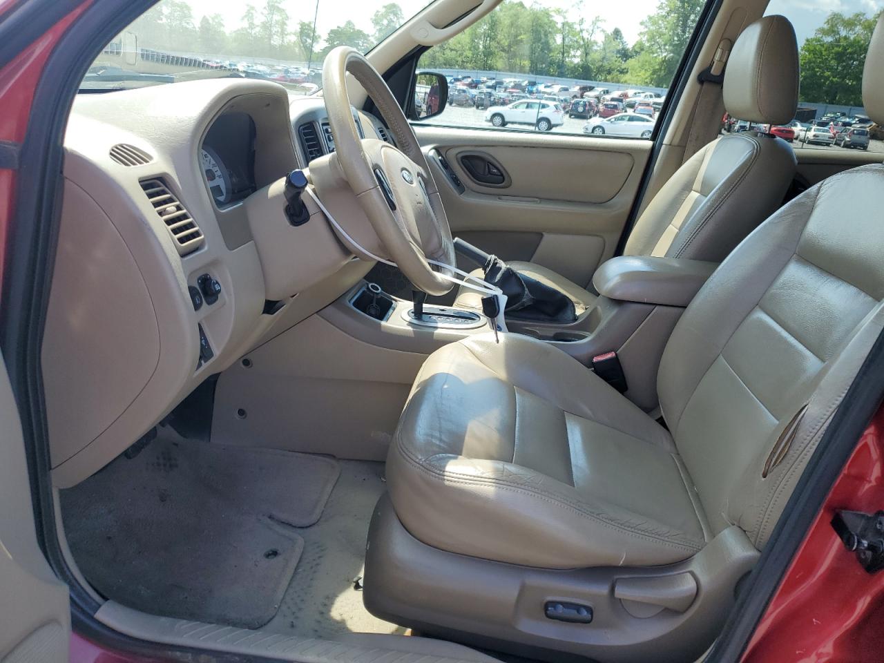 2005 Ford Escape Xlt VIN: 1FMYU93155KA73047 Lot: 67054534