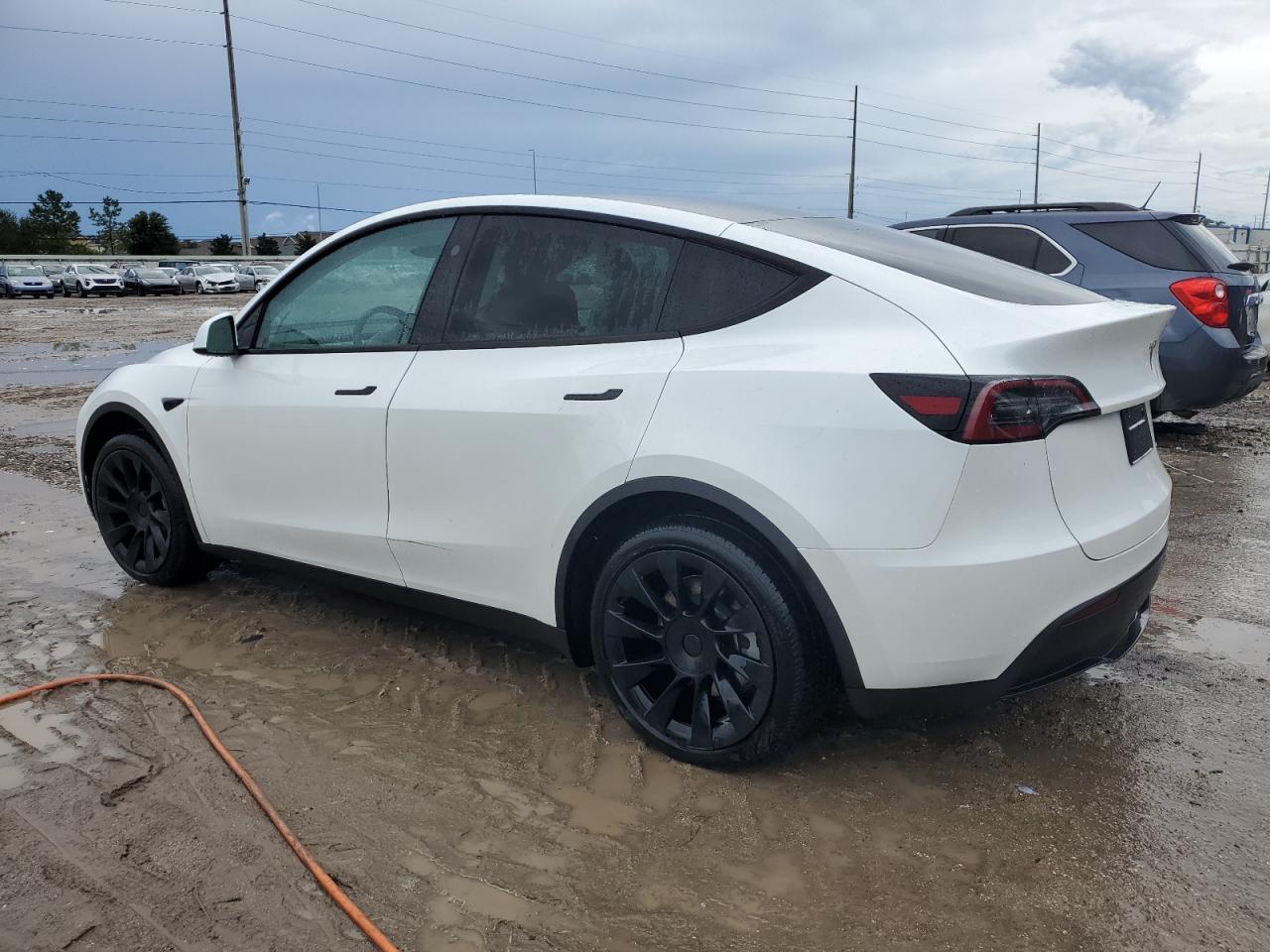 7SAYGDEE1PA164458 2023 TESLA MODEL Y - Image 2