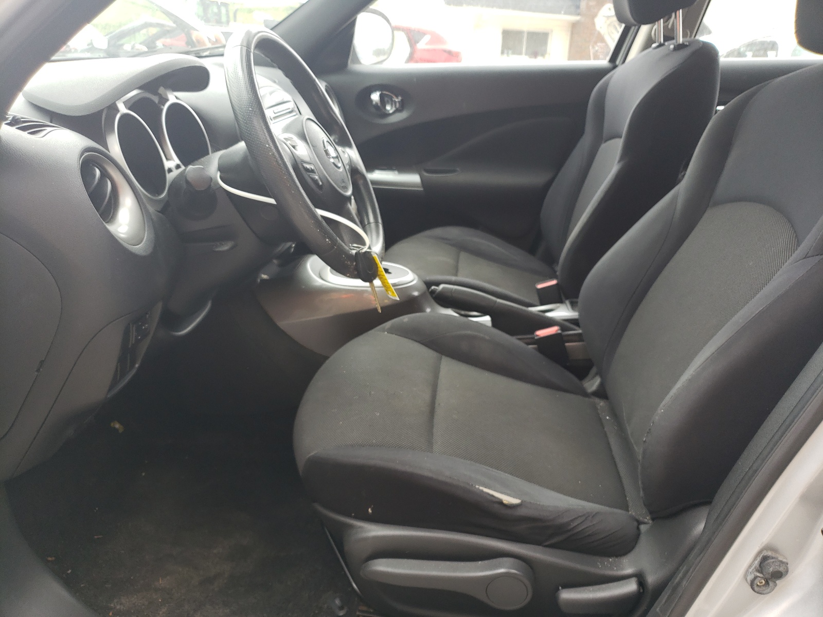 JN8AF5MR8BT019331 2011 Nissan Juke S