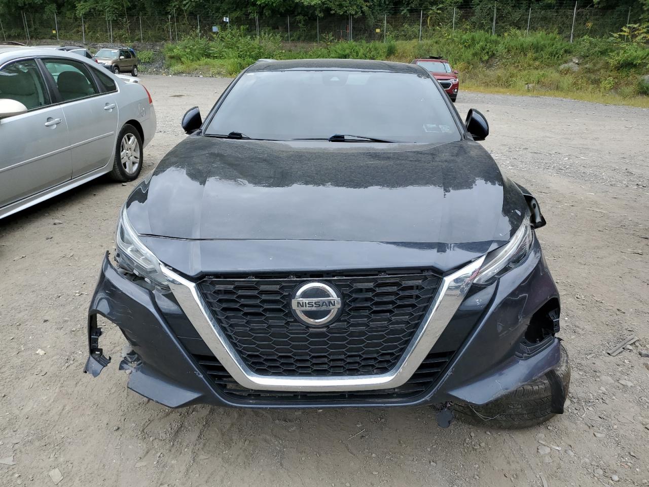 2021 Nissan Altima - Image 5