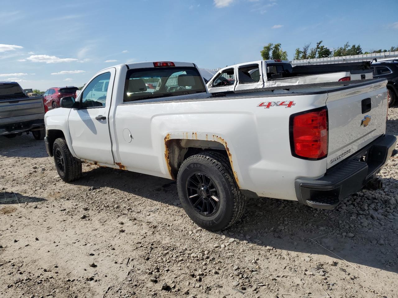 2015 Chevrolet Silverado - Image 2