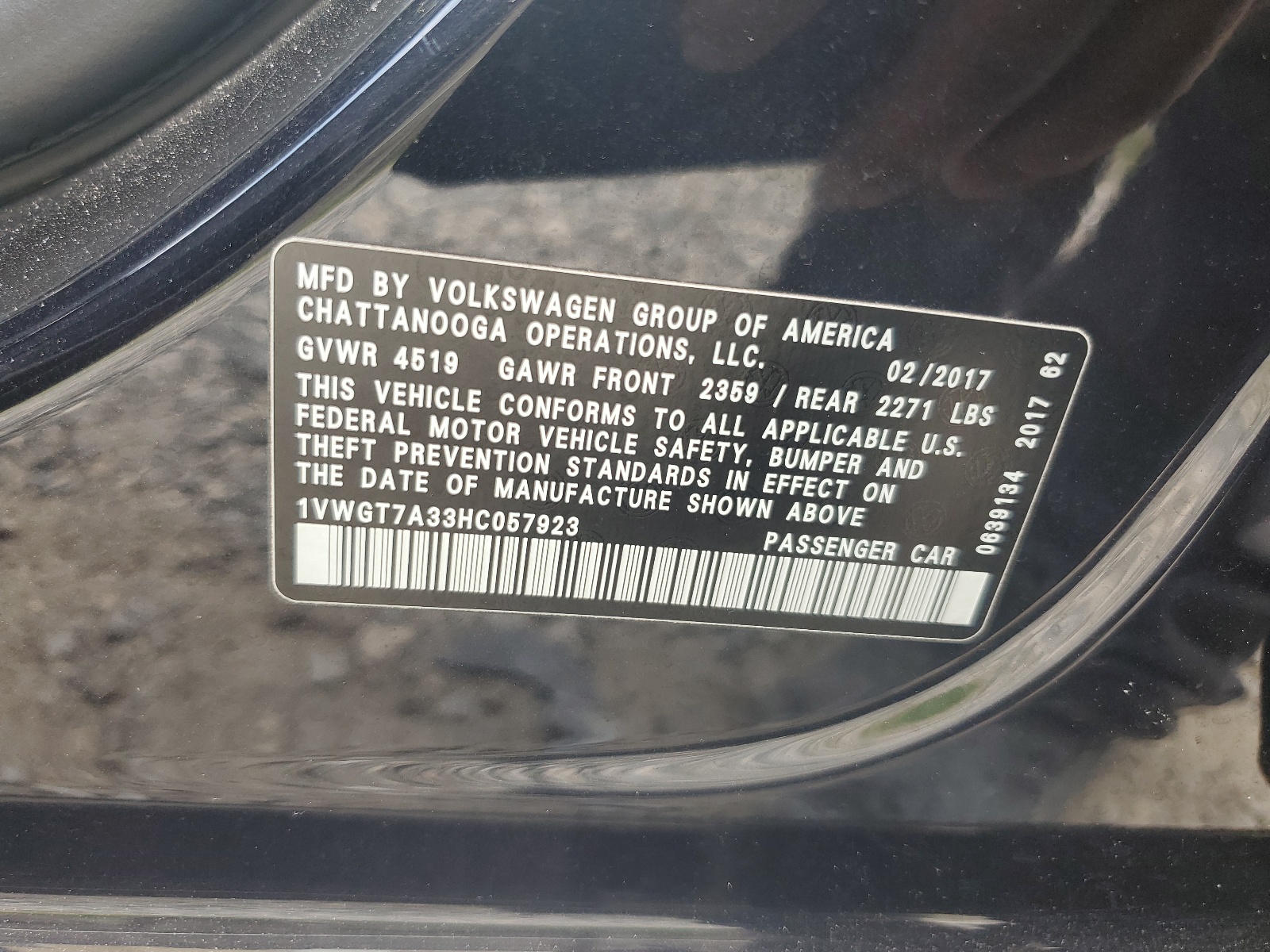 1VWGT7A33HC057923 2017 Volkswagen Passat Se