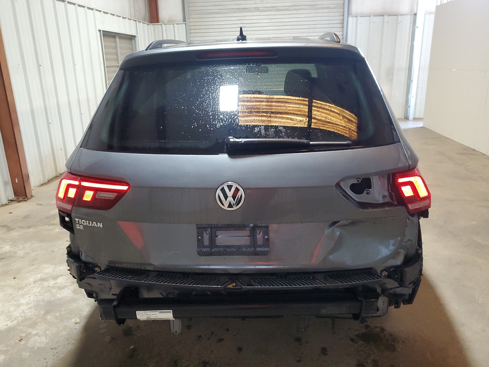 3VV2B7AX4KM127407 2019 Volkswagen Tiguan Se