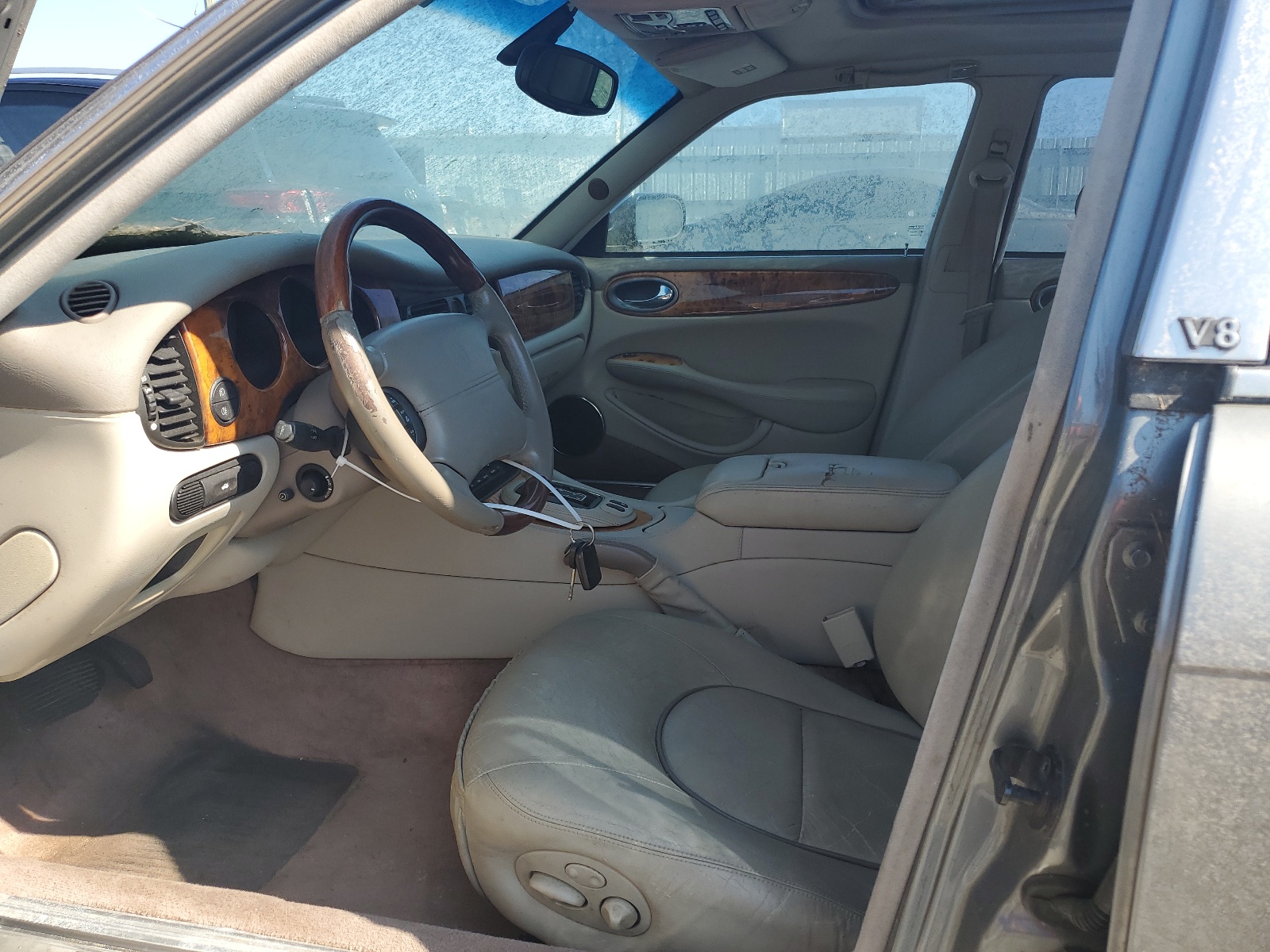 SAJDA24C92LF49362 2002 Jaguar Vandenplas