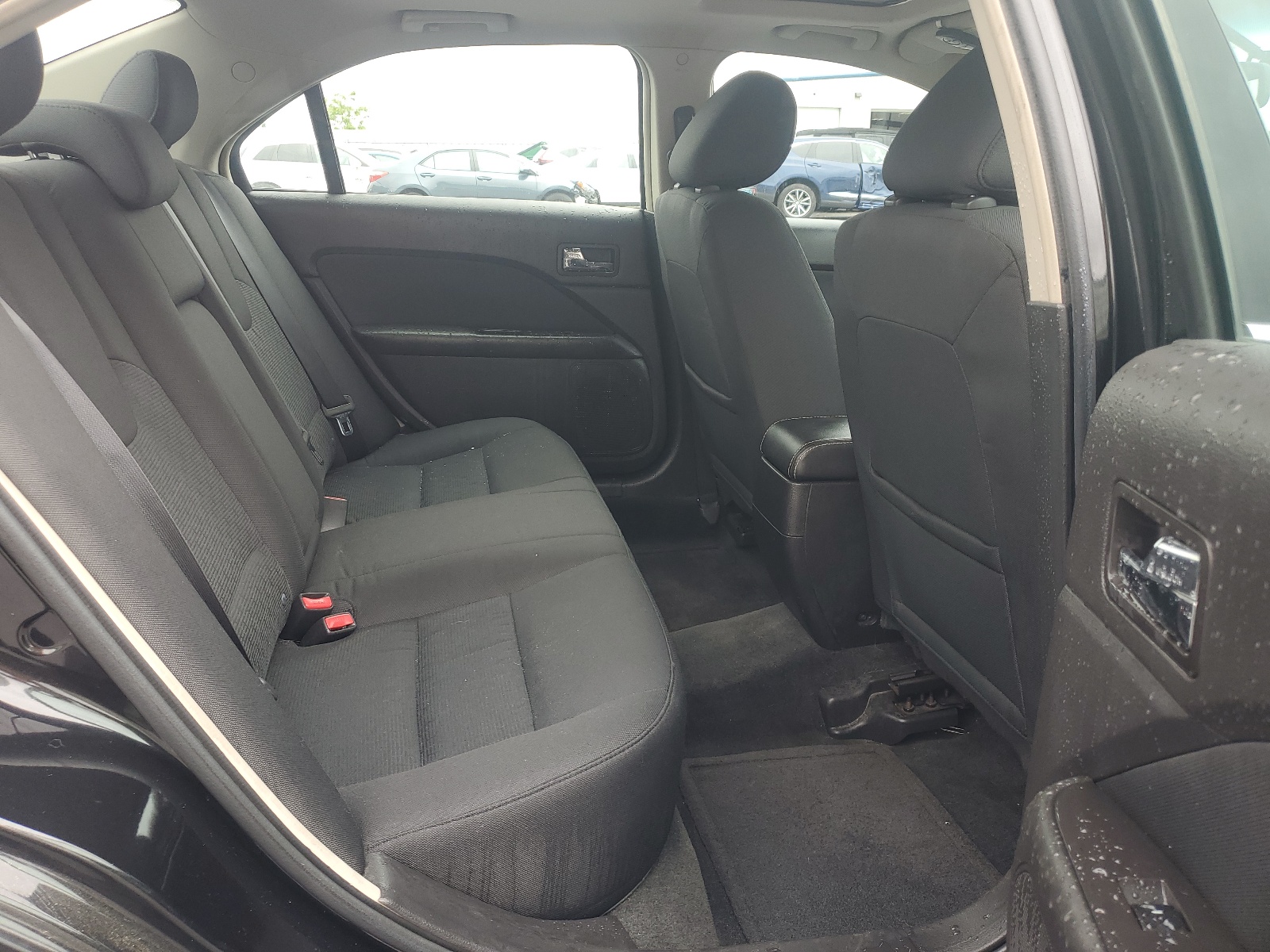 3FAHP0HA6BR124567 2011 Ford Fusion Se