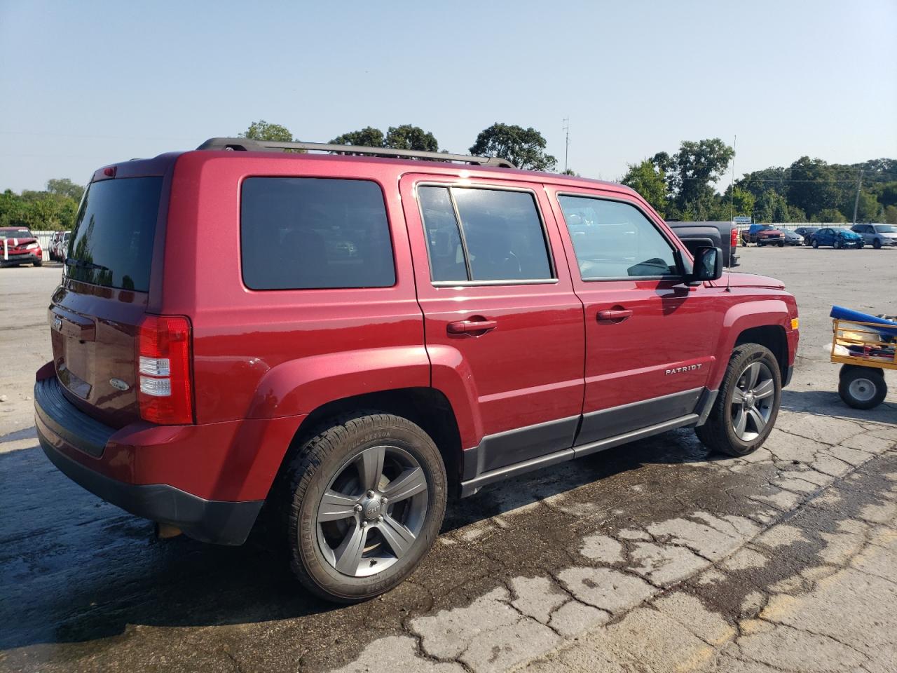 VIN 1C4NJPFA0ED912395 2014 JEEP PATRIOT no.3