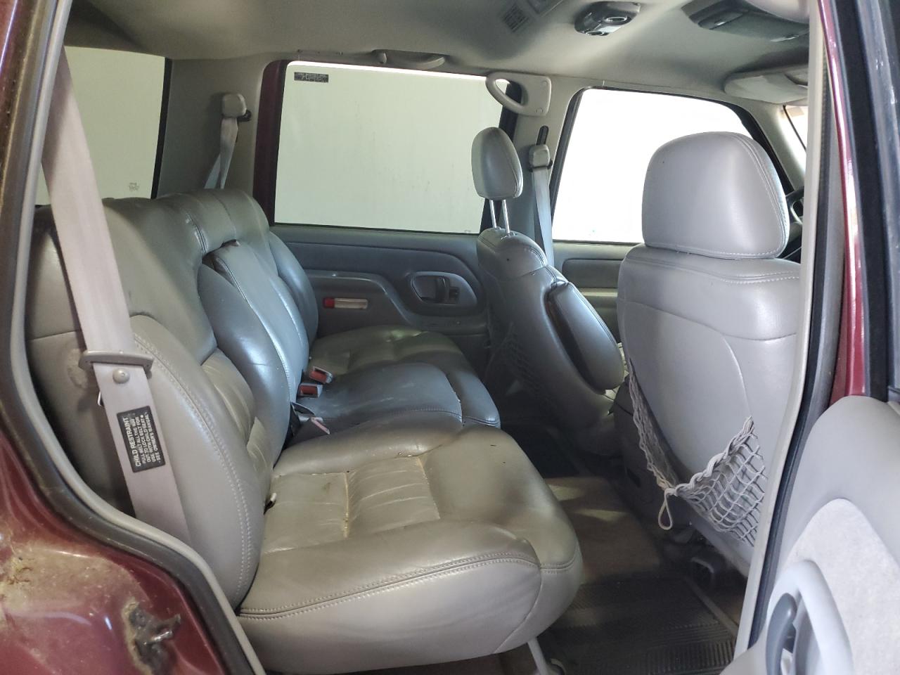 1998 Chevrolet Tahoe K1500 VIN: 1GNEK13R7WJ327960 Lot: 66001154