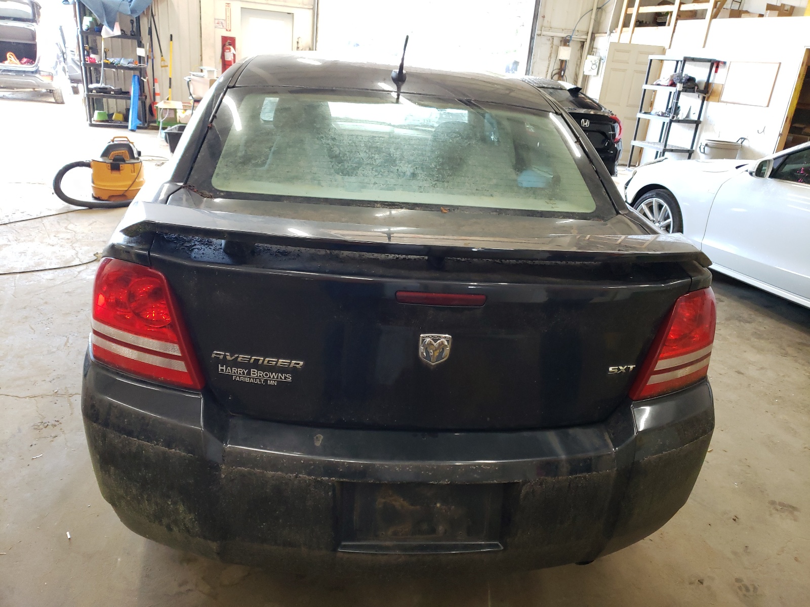 1B3LC56K68N217630 2008 Dodge Avenger Sxt