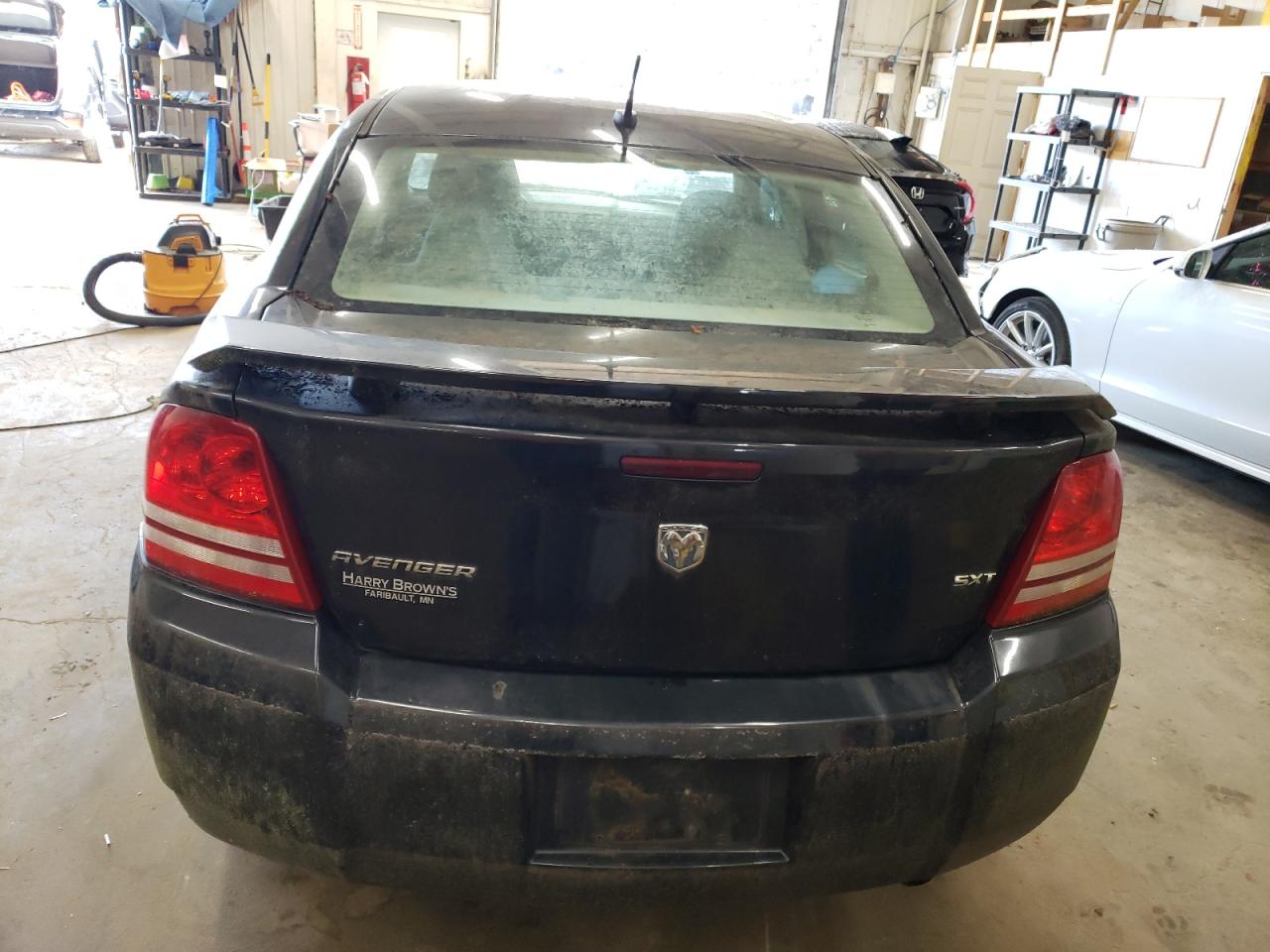 2008 Dodge Avenger Sxt VIN: 1B3LC56K68N217630 Lot: 67301344