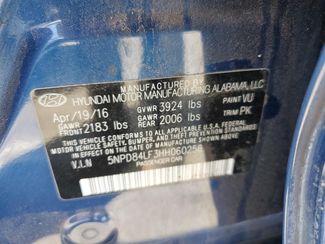 2017 Hyundai Elantra - Image 12