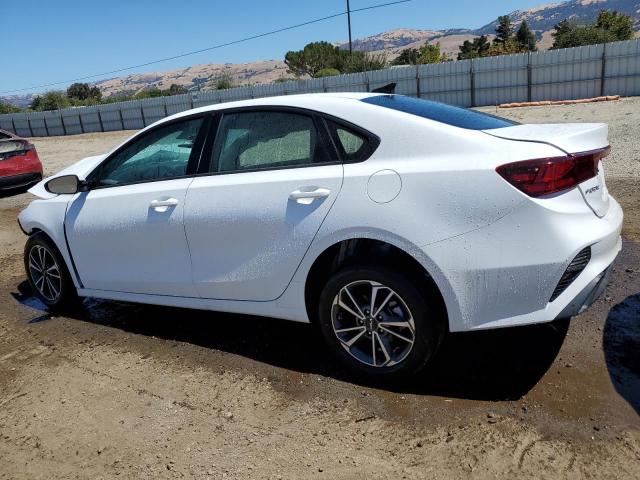 3KPF24AD0PE636187 Kia Forte LX 2