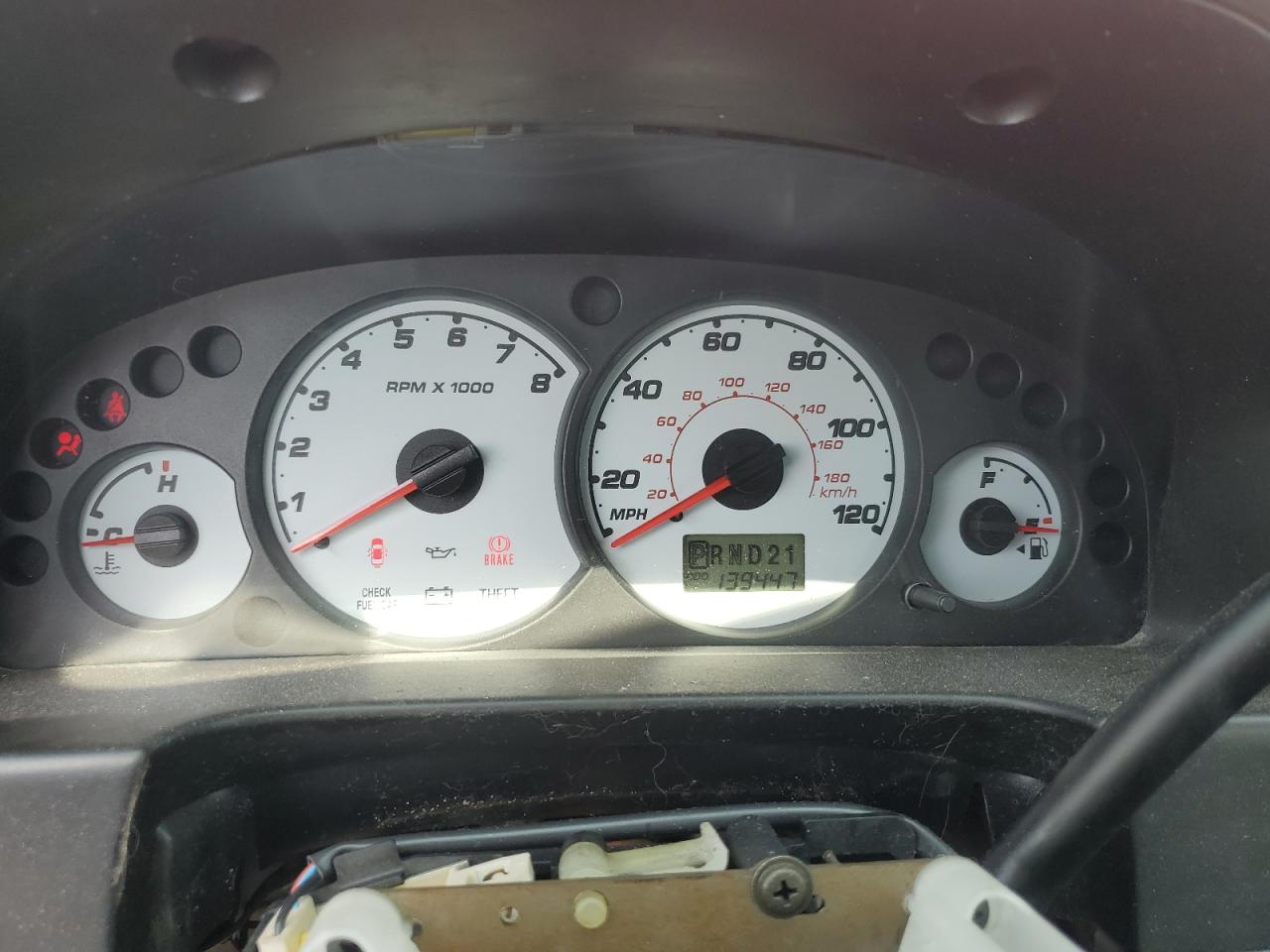 2001 Ford Escape Xls VIN: 1FMYU02121KA95725 Lot: 61340464