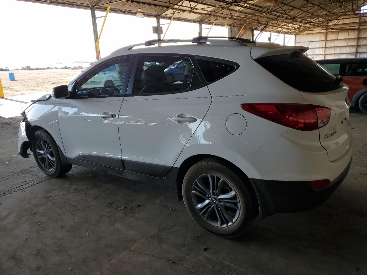 KM8JU3AGXFU100657 2015 HYUNDAI TUCSON - Image 2