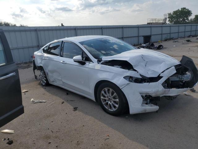  FORD FUSION 2019 White