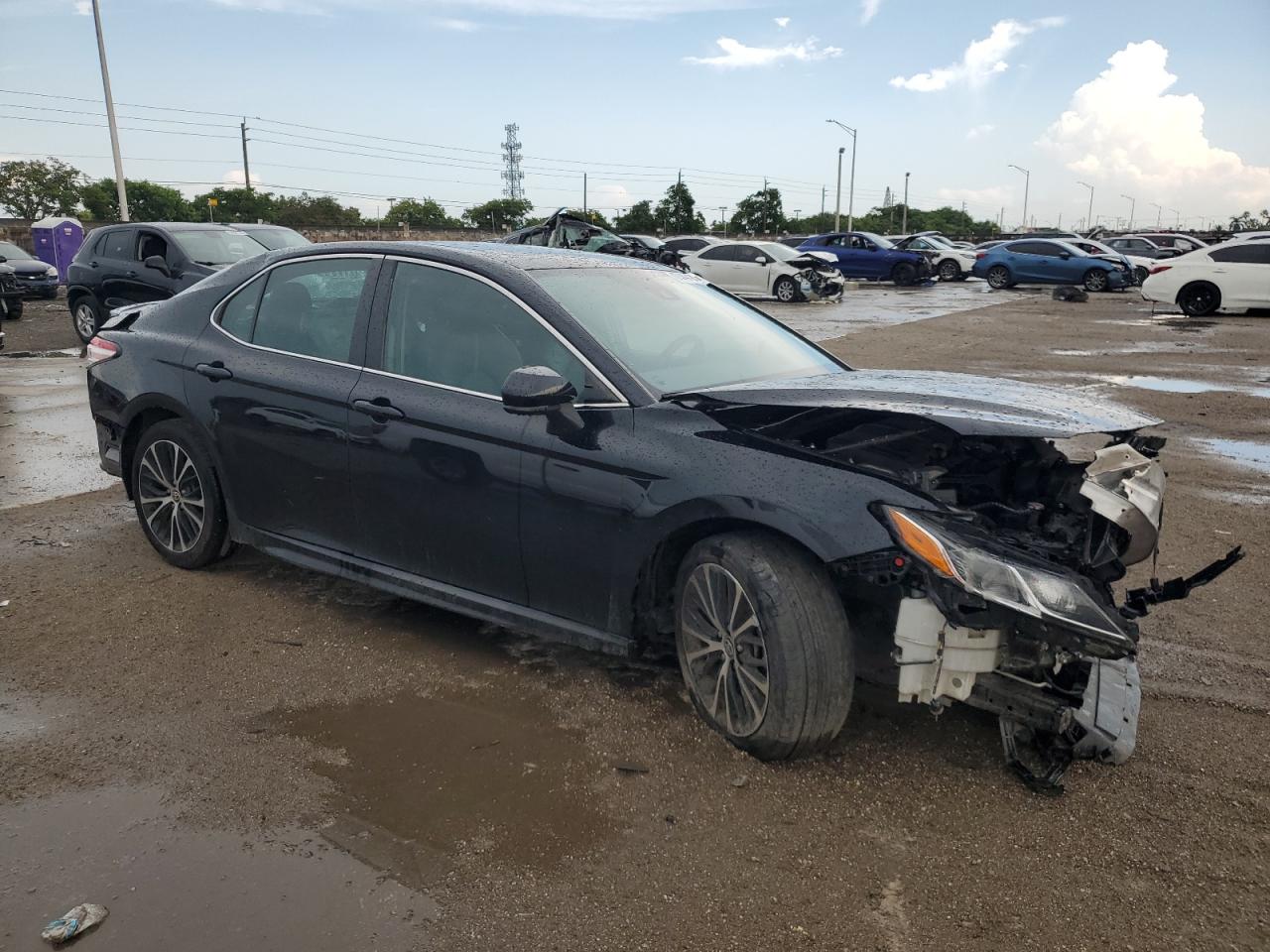2020 Toyota Camry - Image 4