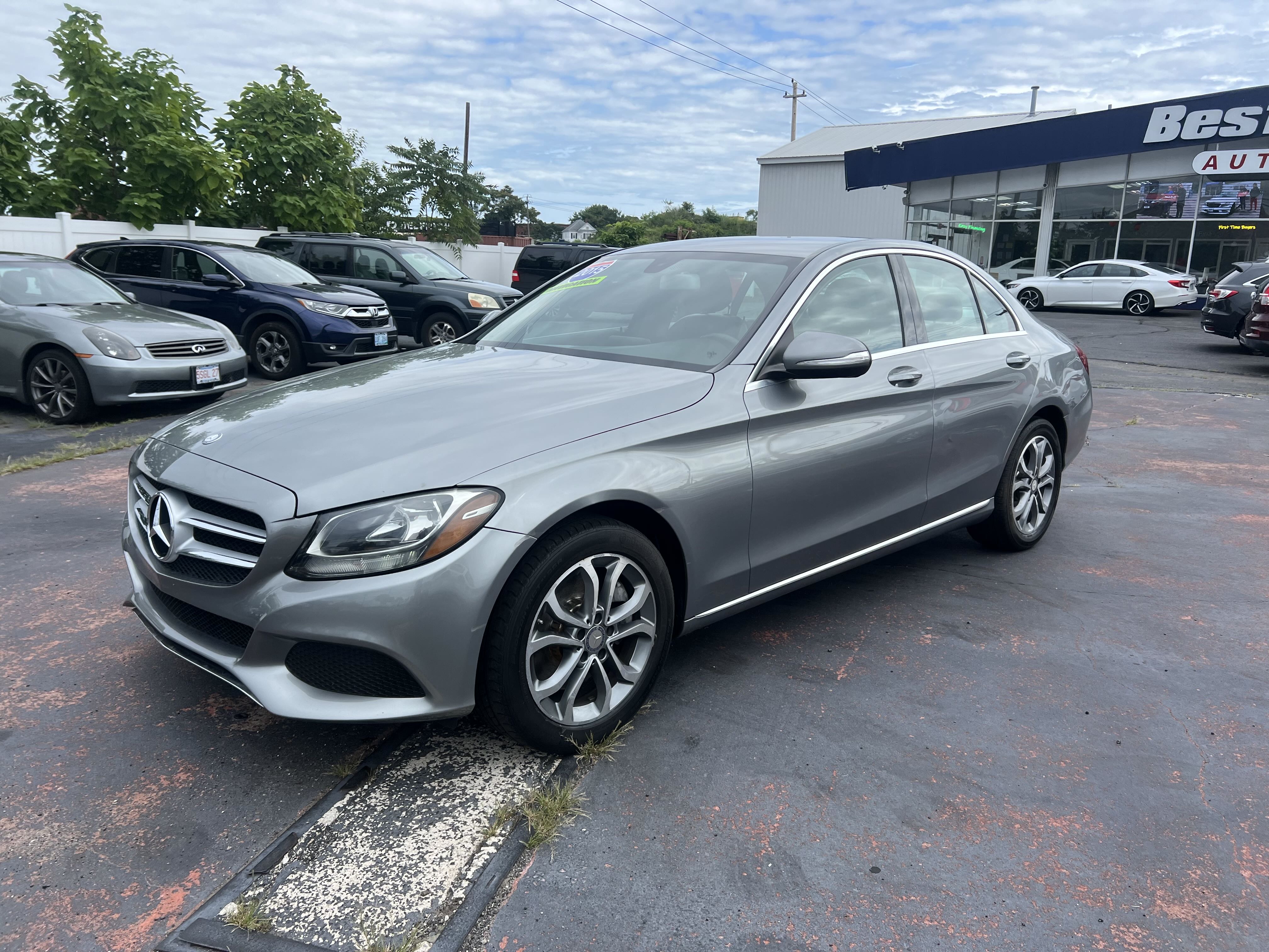 2015 Mercedes-Benz C 300 4Matic vin: 55SWF4KB9FU061600