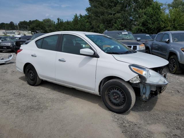  NISSAN VERSA 2017 White