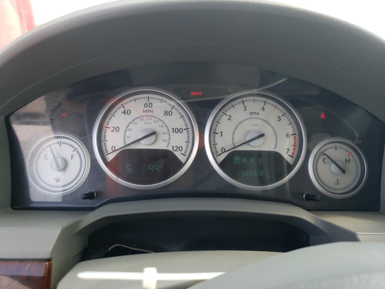 2010 Chrysler Town & Country Touring VIN: 2A4RR5D18AR304370 Lot: 66162684