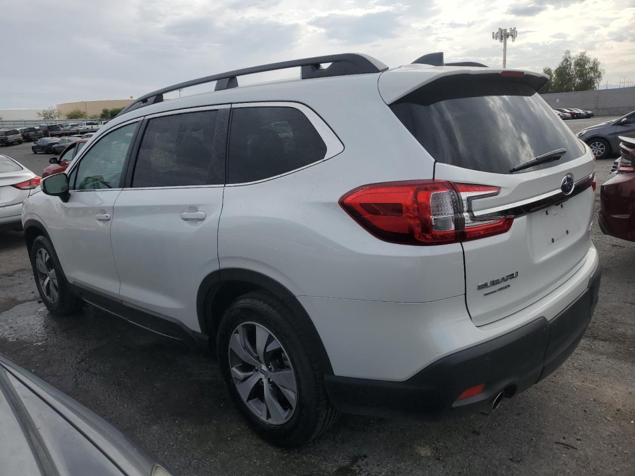 2024 Subaru Ascent Premium VIN: 4S4WMAED3R3431469 Lot: 65865394