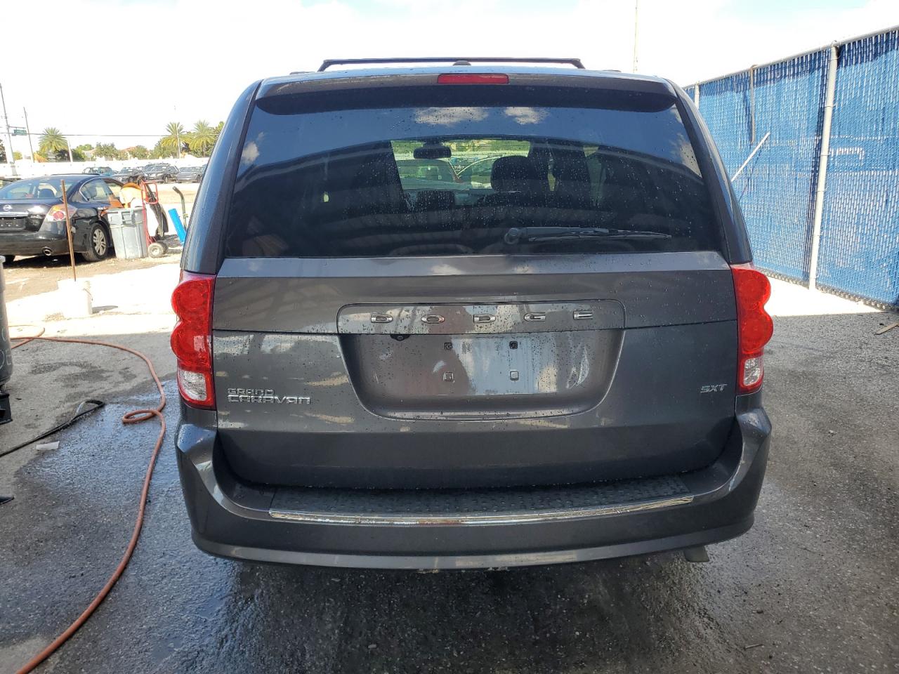 2C4RDGCG2KR694325 2019 Dodge Grand Caravan Sxt