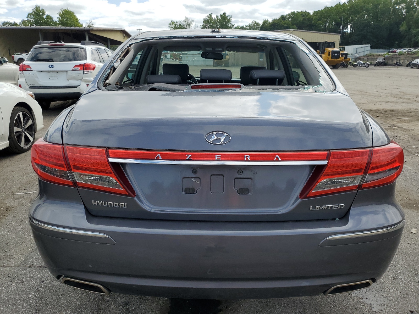 KMHFC4DF6BA537763 2011 Hyundai Azera Gls