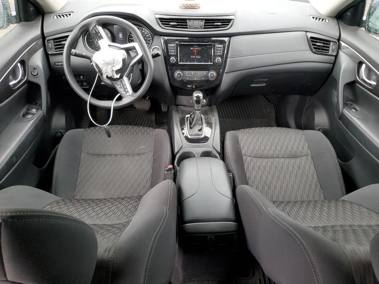 2020 Nissan Rogue - Image 8