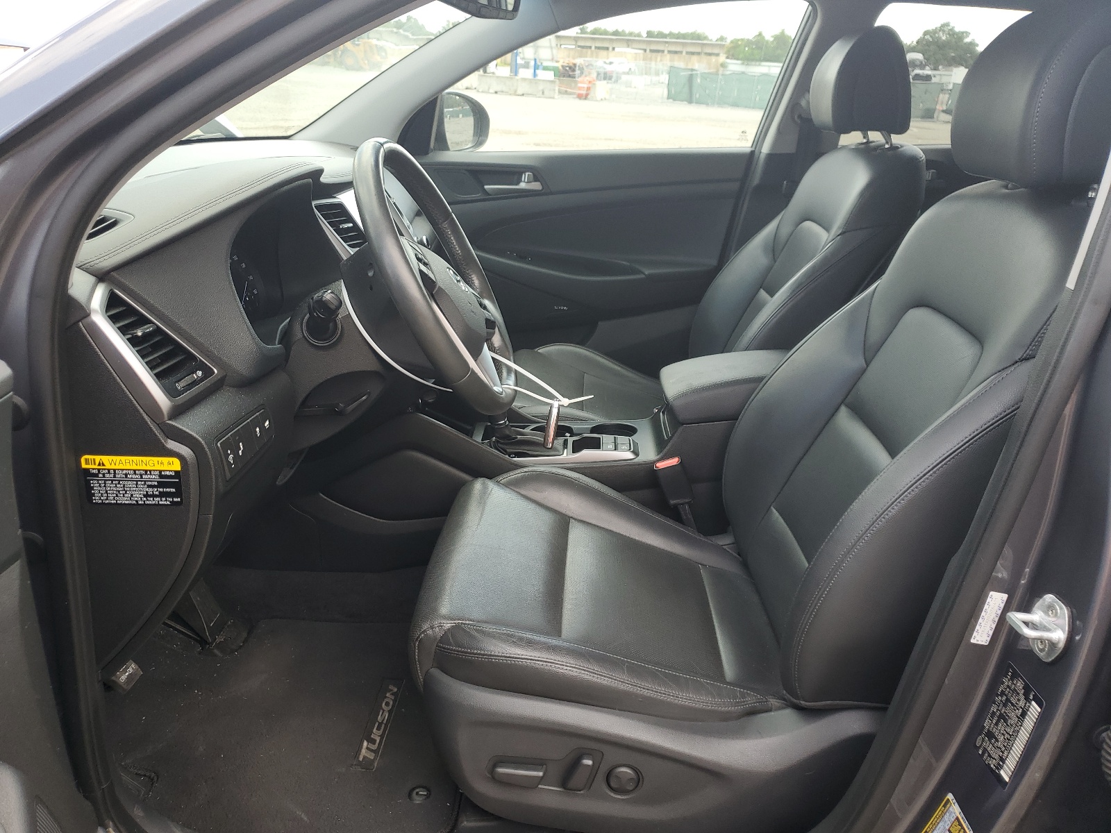 KM8J33A20JU762411 2018 Hyundai Tucson Value