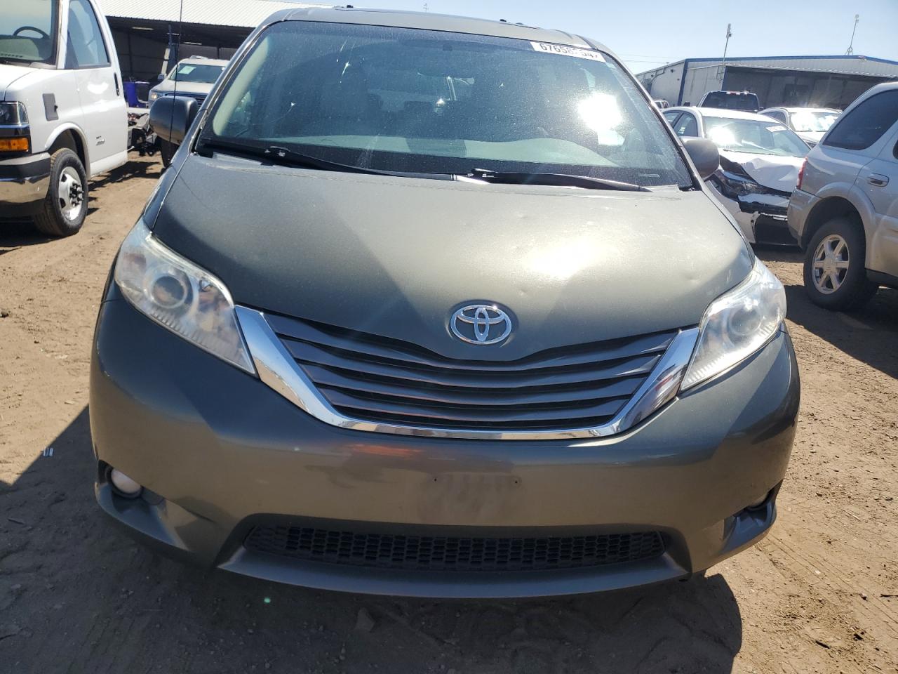 2013 Toyota Sienna Xle VIN: 5TDYK3DC7DS281493 Lot: 67658254