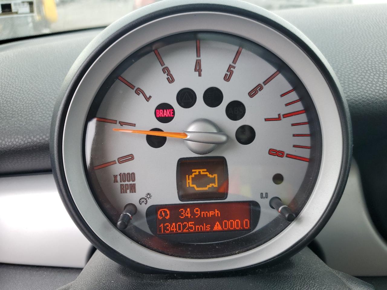 2009 Mini Cooper VIN: WMWMF335X9TU71607 Lot: 65685424