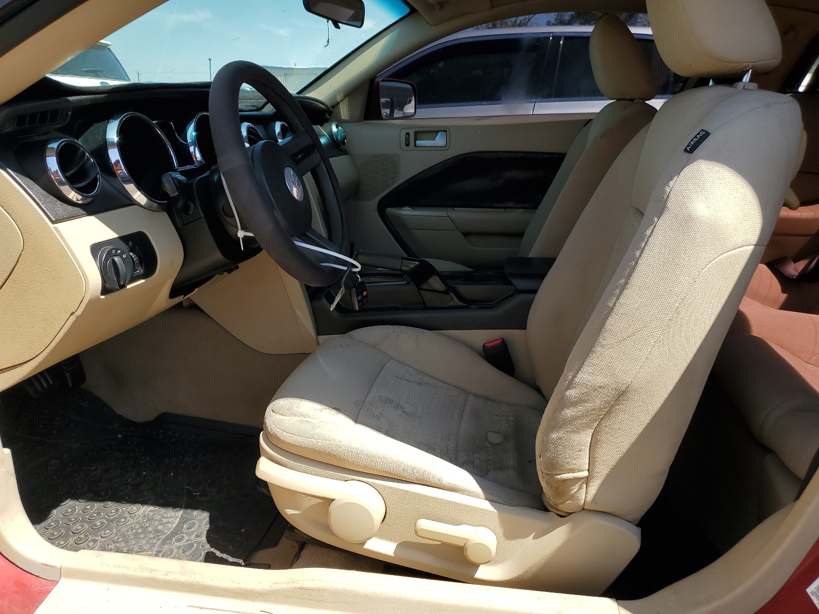 1ZVHT80N585135085 2008 Ford Mustang