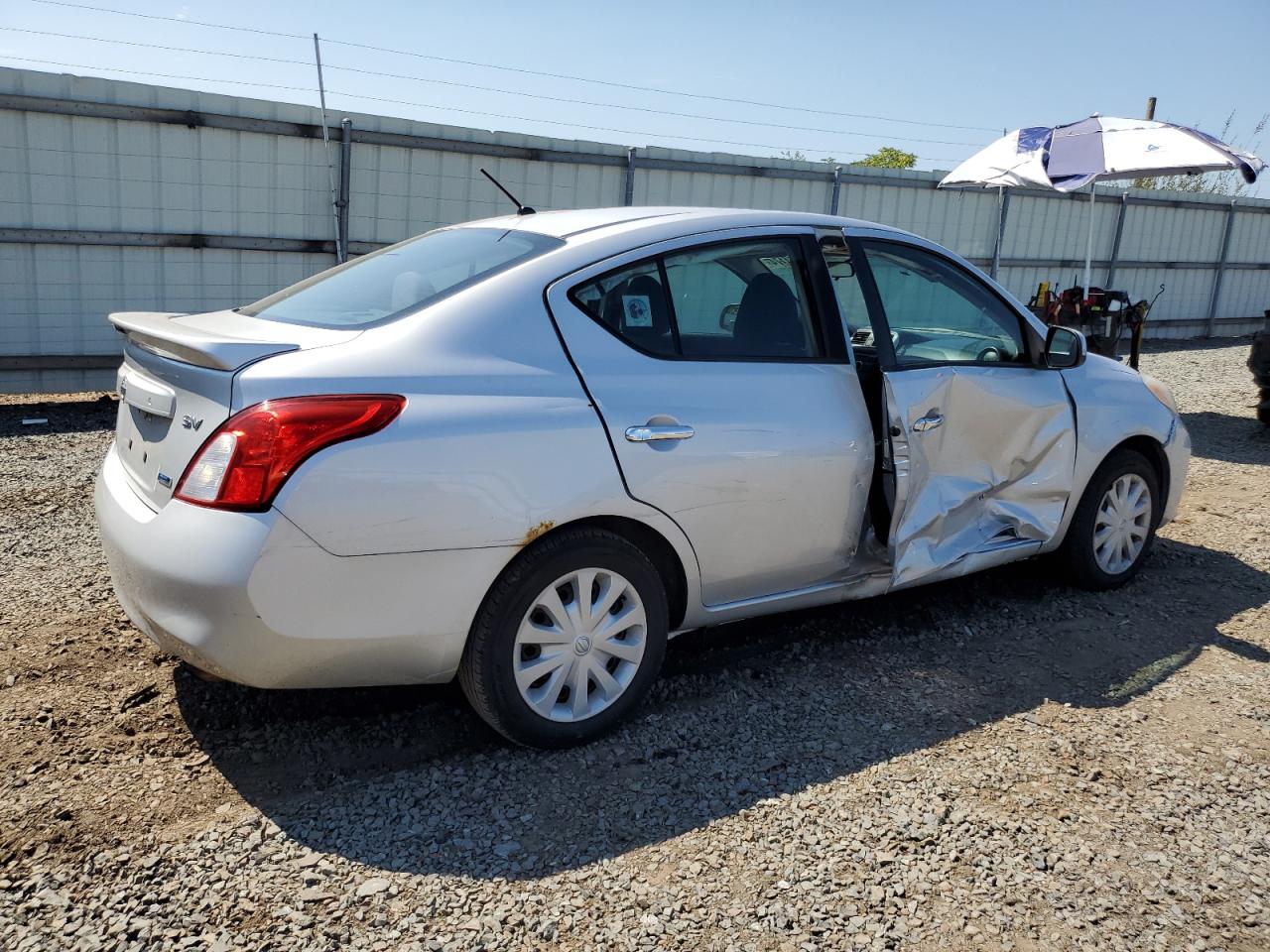 2013 Nissan Versa S VIN: 3N1CN7AP7DL886803 Lot: 69164174