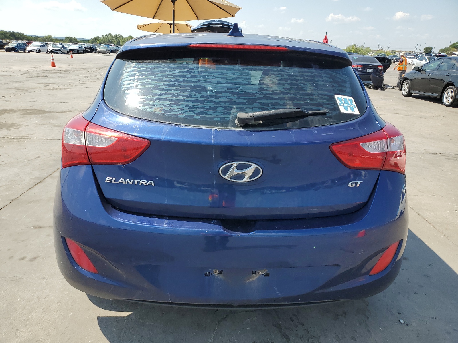 2013 Hyundai Elantra Gt vin: KMHD35LE6DU082517