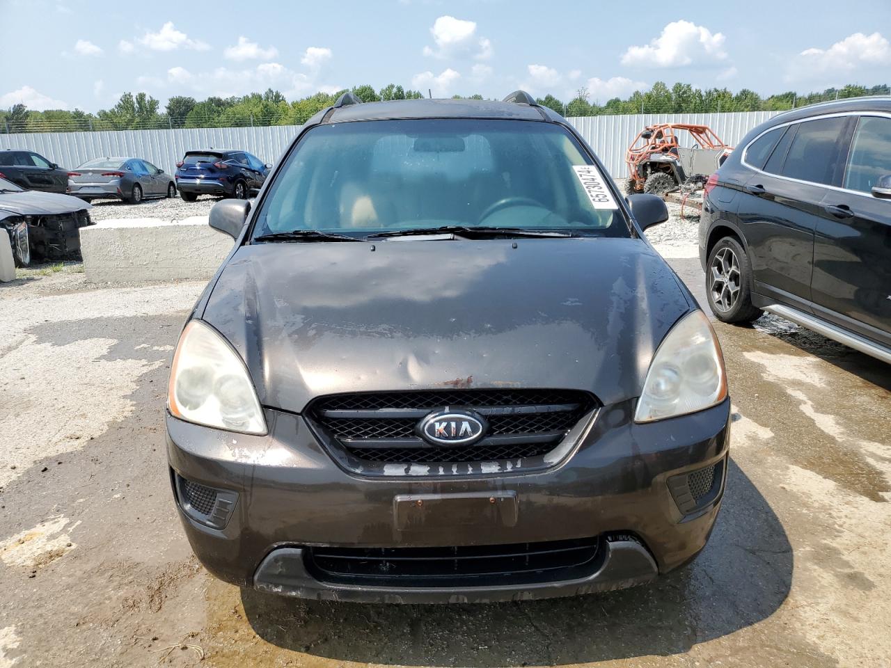 2009 Kia Rondo - Image 5