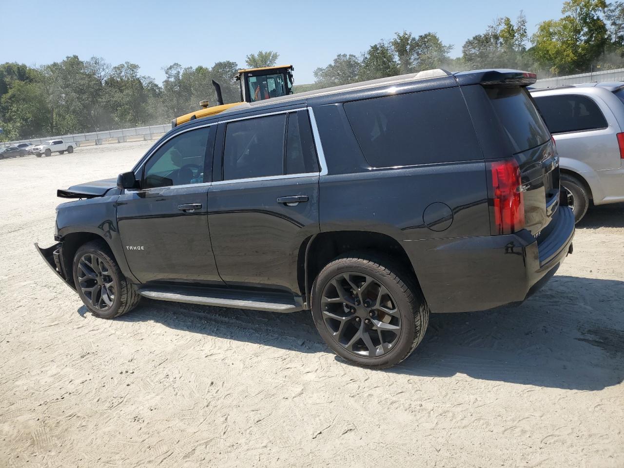 1GNSCAKC4JR169035 2018 CHEVROLET TAHOE - Image 2