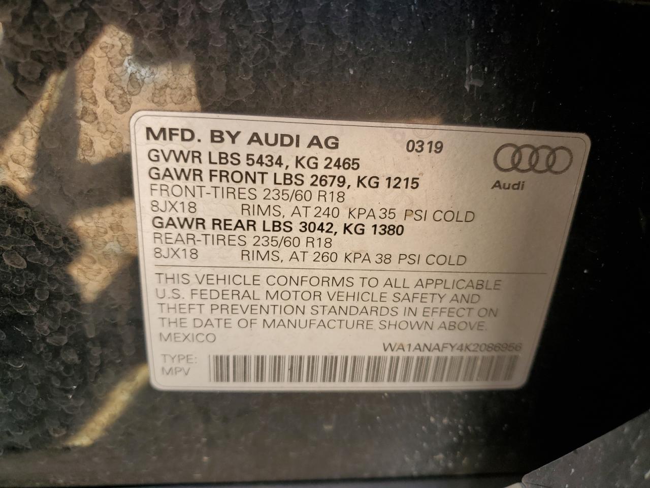 WA1ANAFY4K2086956 2019 Audi Q5 Premium