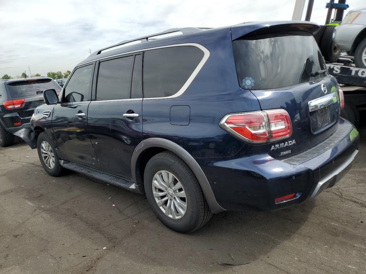 JN8AY2NC6K9581261 2019 NISSAN ARMADA - Image 2