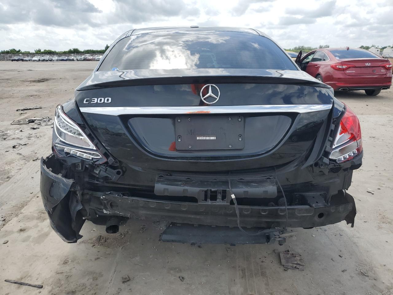 2018 Mercedes-Benz C 300 VIN: 55SWF4JB4JU257051 Lot: 66062484