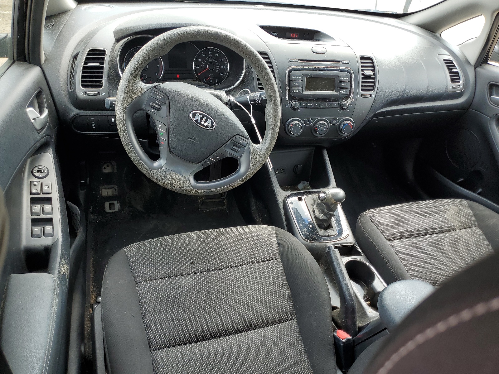 3KPFK4A71HE064204 2017 Kia Forte Lx