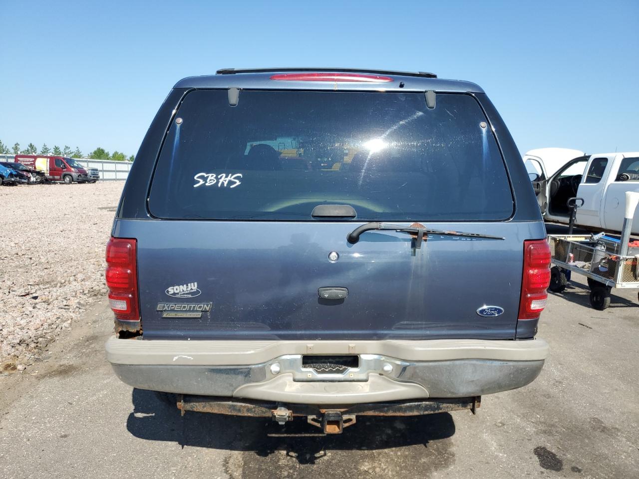 2002 Ford Expedition Eddie Bauer VIN: 1FMPU18L42LA35452 Lot: 66547134